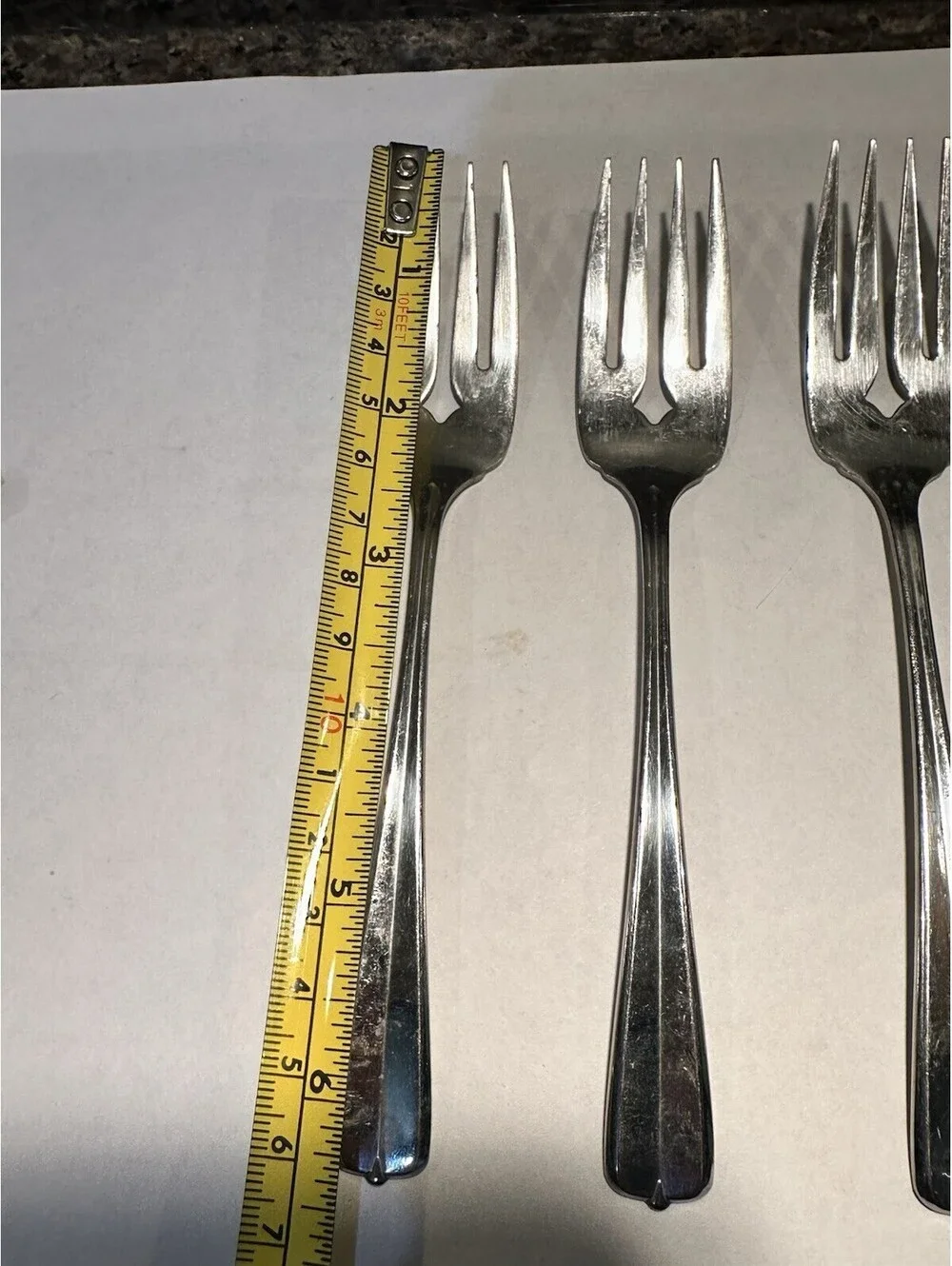 Set of 4 Oneida USA Stainless Cocktail Seafood Forks Notched Center Tines 6”